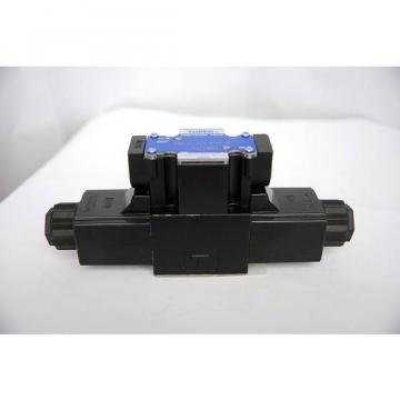 DMT-10X-2B60A-30 Manually Operated Directional Valves